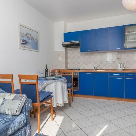 Apartmani Adria Lila Crikvenica Драмаль Екстер'єр фото